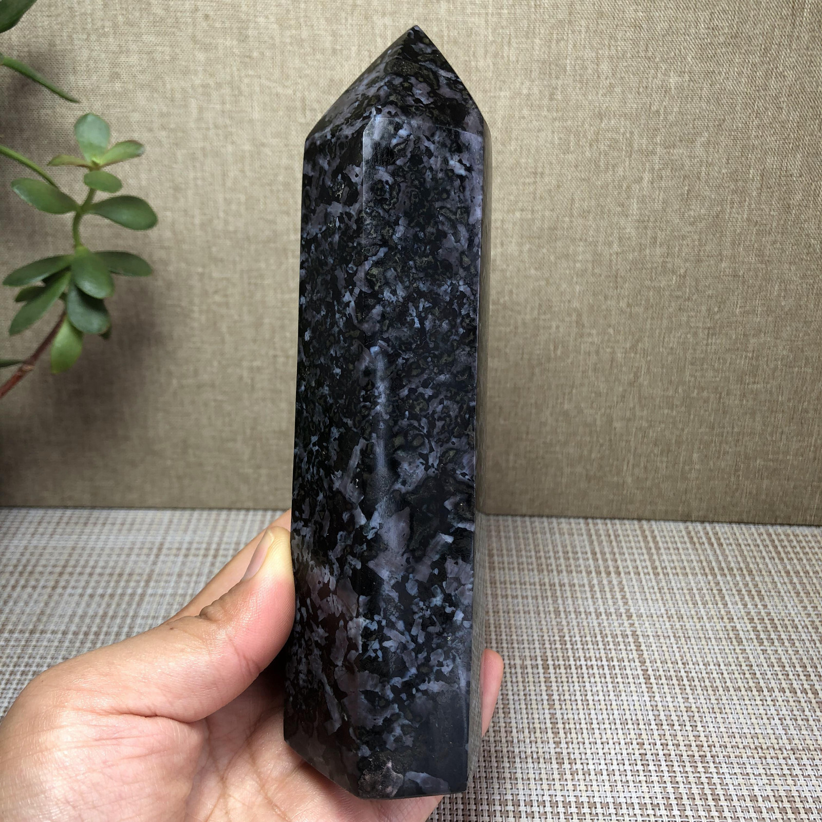 675g Natural Fireworks Stone Crystal Wand Point Healing free standing A2886