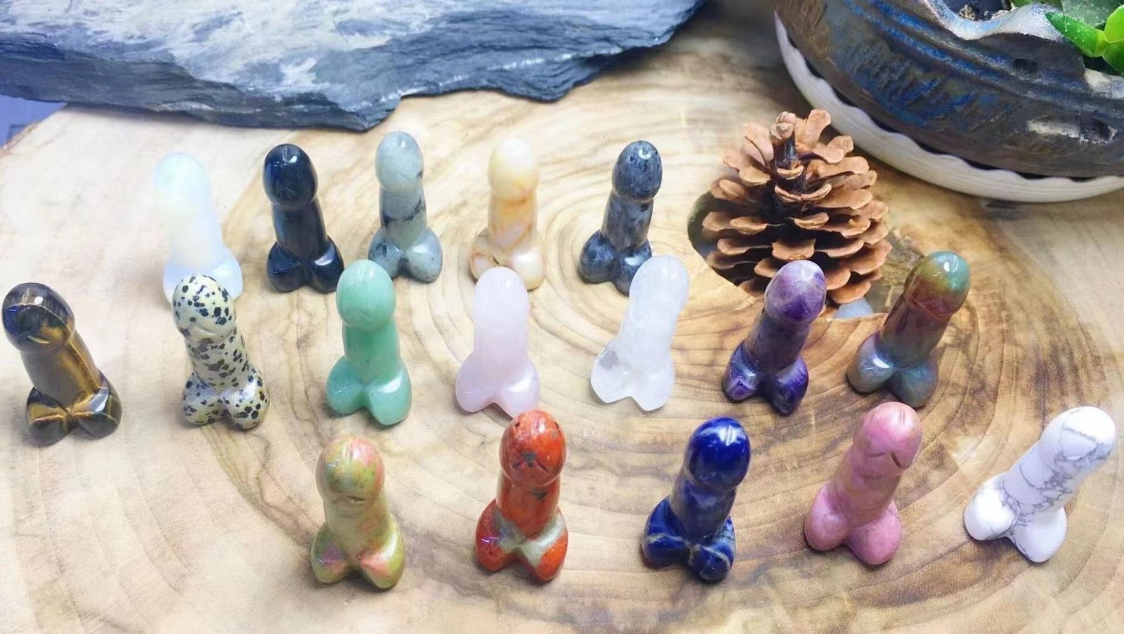 10pcs Natural Mix Mini quartz Crystal Male Penis Crystal Skull Massager wand