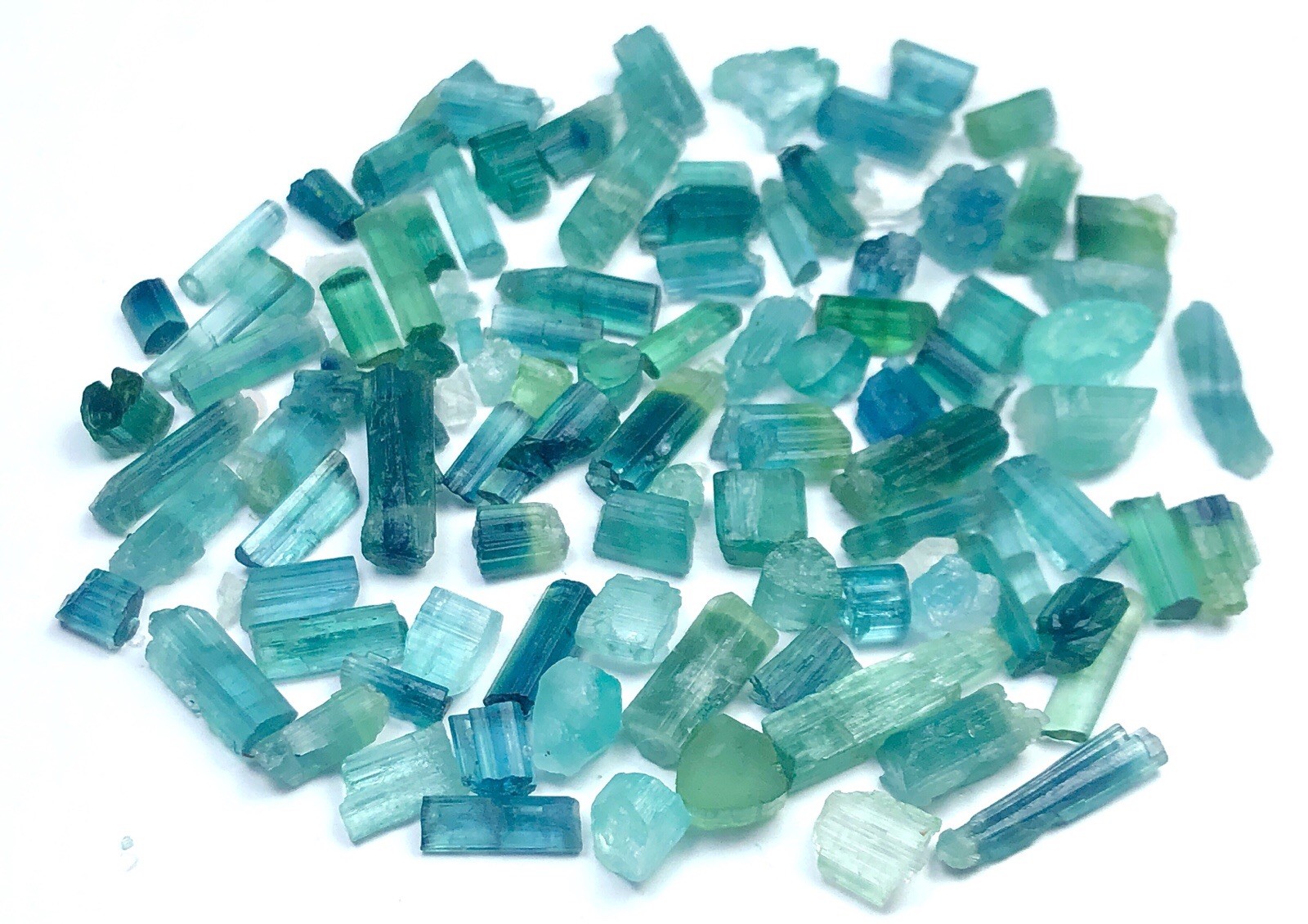Beautiful an amazing naturel top quality bluesh color tourmaline rough lot