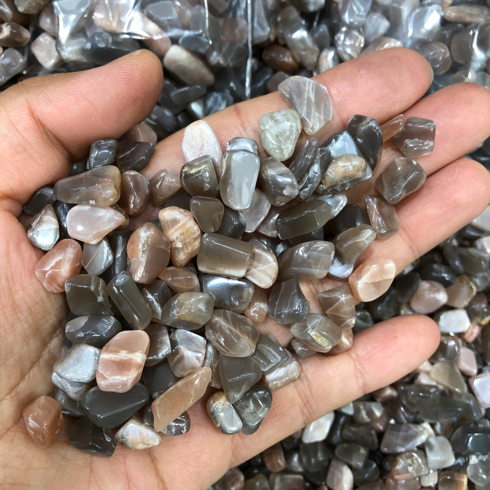 100g Natural Black backbone crystal gravel reiki healing fish tank decoration