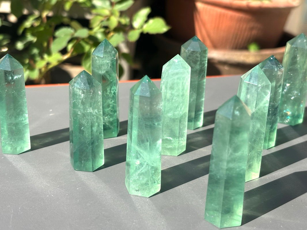 10pcs Green Fluorite Quartz Crystal Pointed & Faceted Wand Obelisk Reiki Chakra