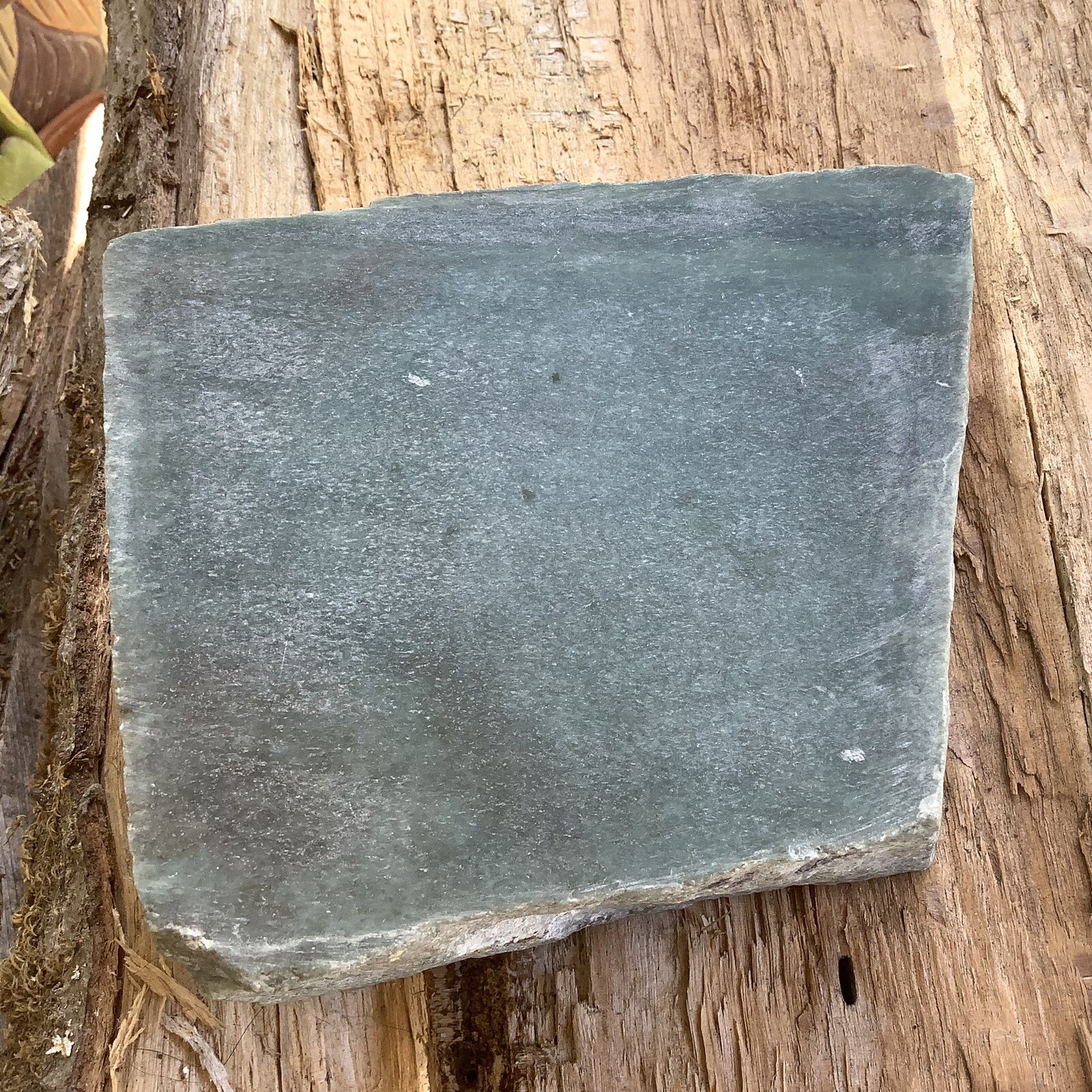 Siberian Jade Block Jelly Green Jadeite Jade Stone Lapidary Siberia 3822g
