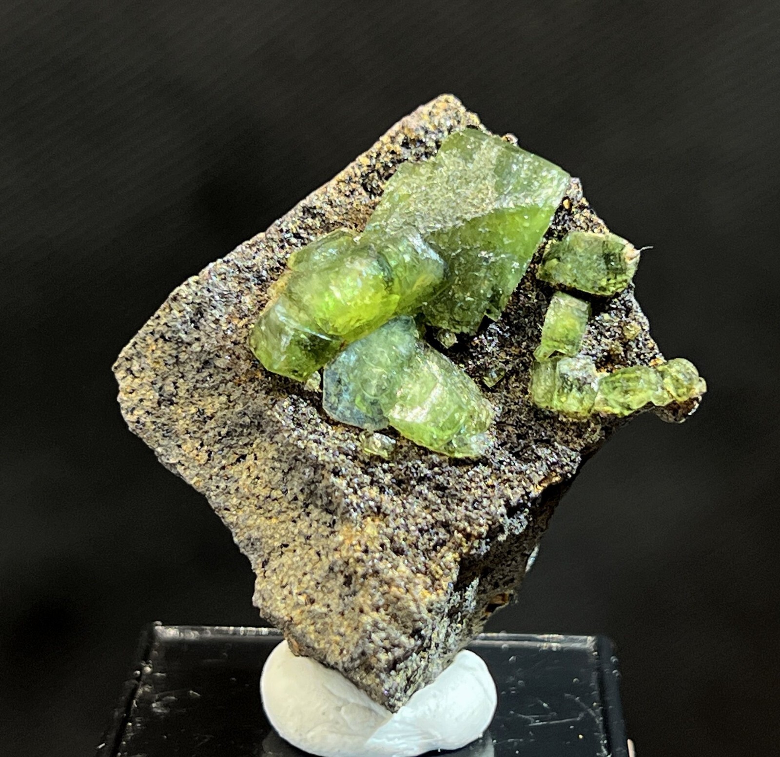 40mm Gemmy Ludlamite on matrix, Natural Mineral Specimen