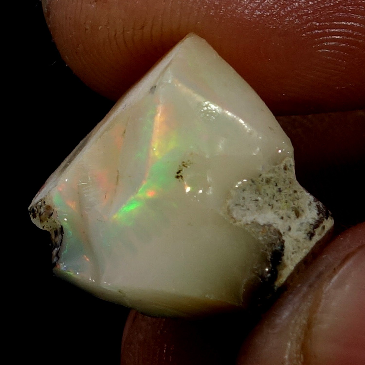 White Opal Rough Natural Multi Fire Ethiopian Opal Raw 10.50 Cts 14x15x10 mm