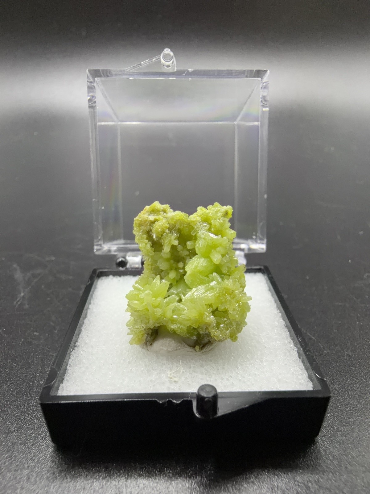 Vibrant Lime Green Pyromorphite Crystal Cluster (Thumbnail) – Guilin, China