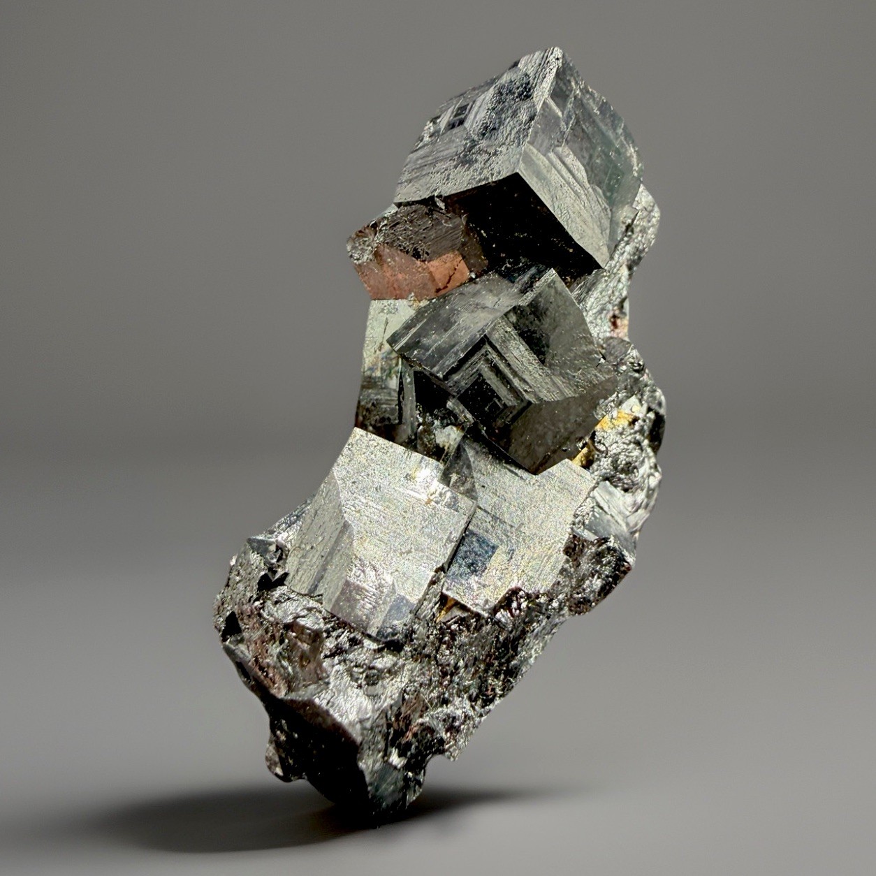 Magnetite Crystal Cluster : ZCA #4 Mine . Balmat , New York 🇺🇸