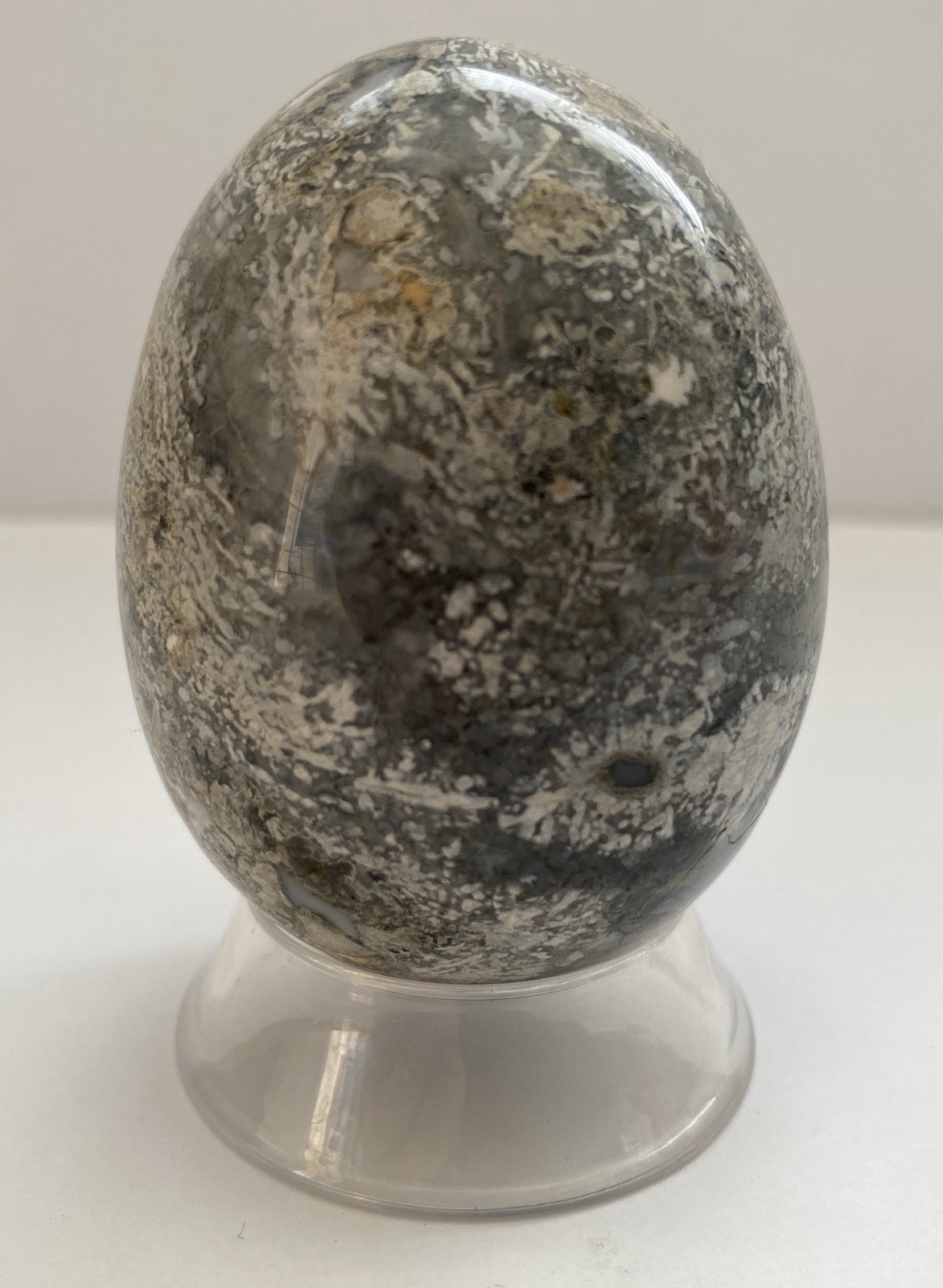 Natural Onyx Stone Egg With Stand Hand Polished Banded Agate Calcite Crystal