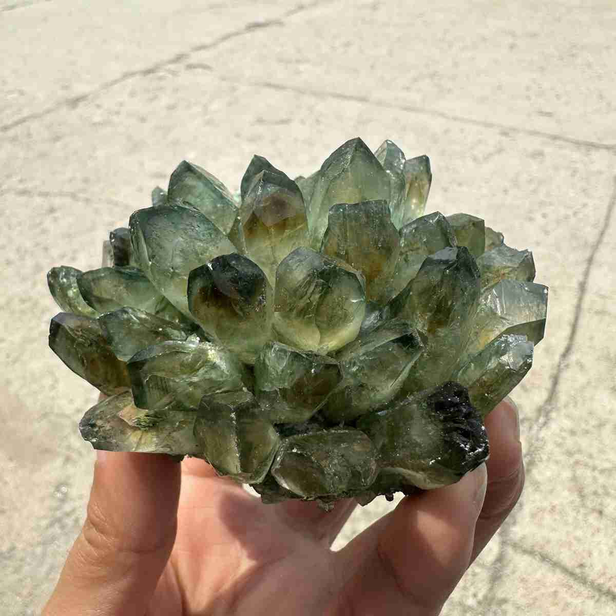 New Find green Phantom Quartz Crystal Cluster Mineral Specimen Healing 200g+ 1pc