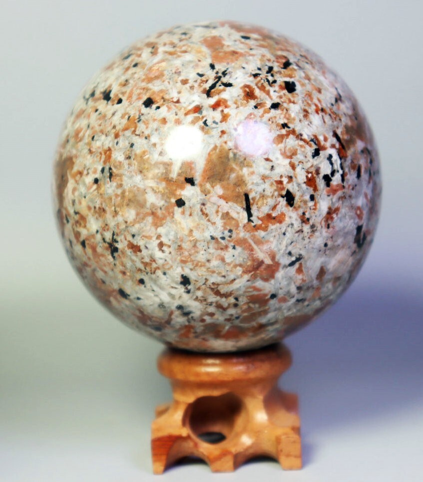 67mm Natural Maple leaf Red Granite Quartz Crystal Sphere Ball Healing / Stand