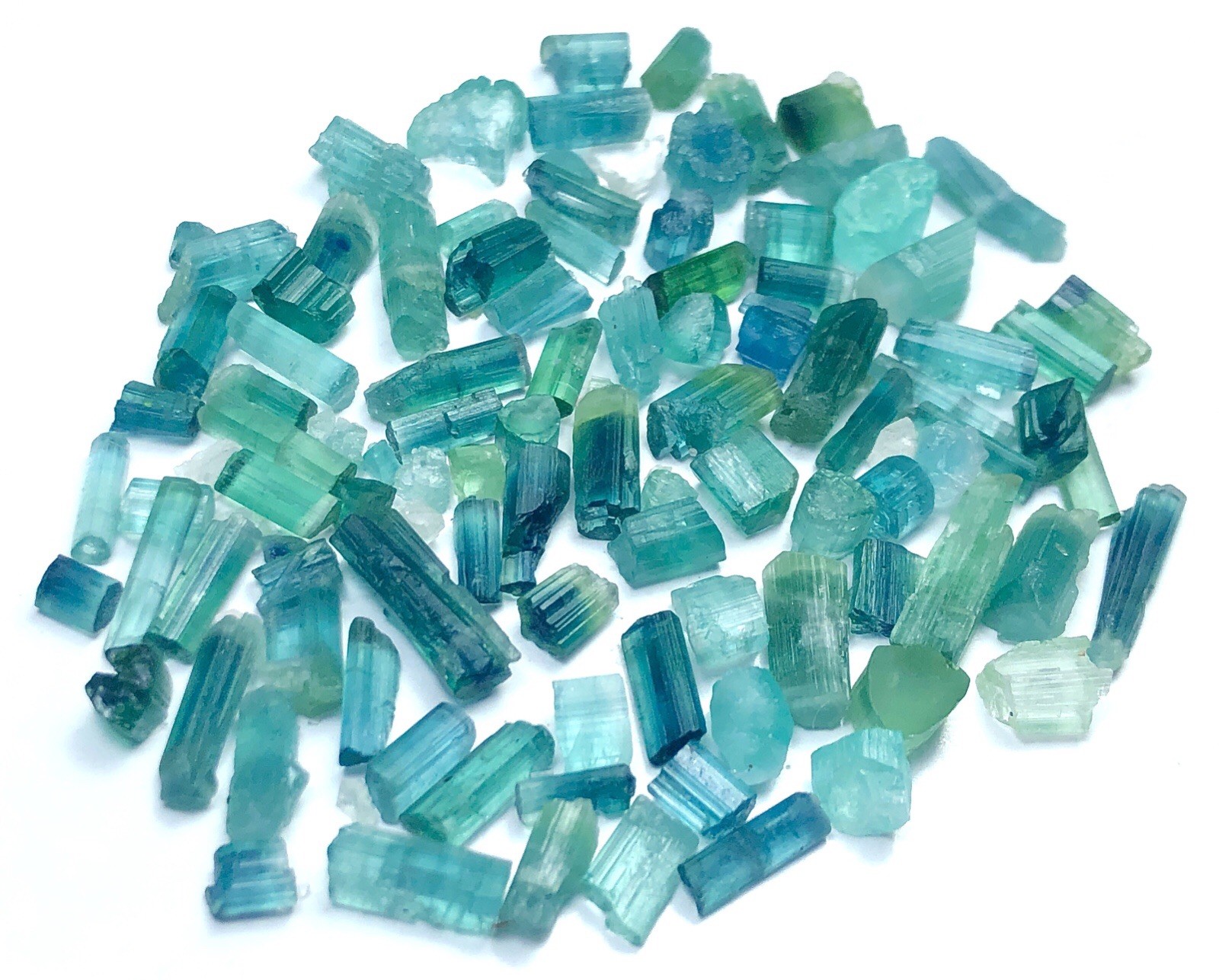 Beautiful an amazing naturel top quality bluesh color tourmaline rough lot