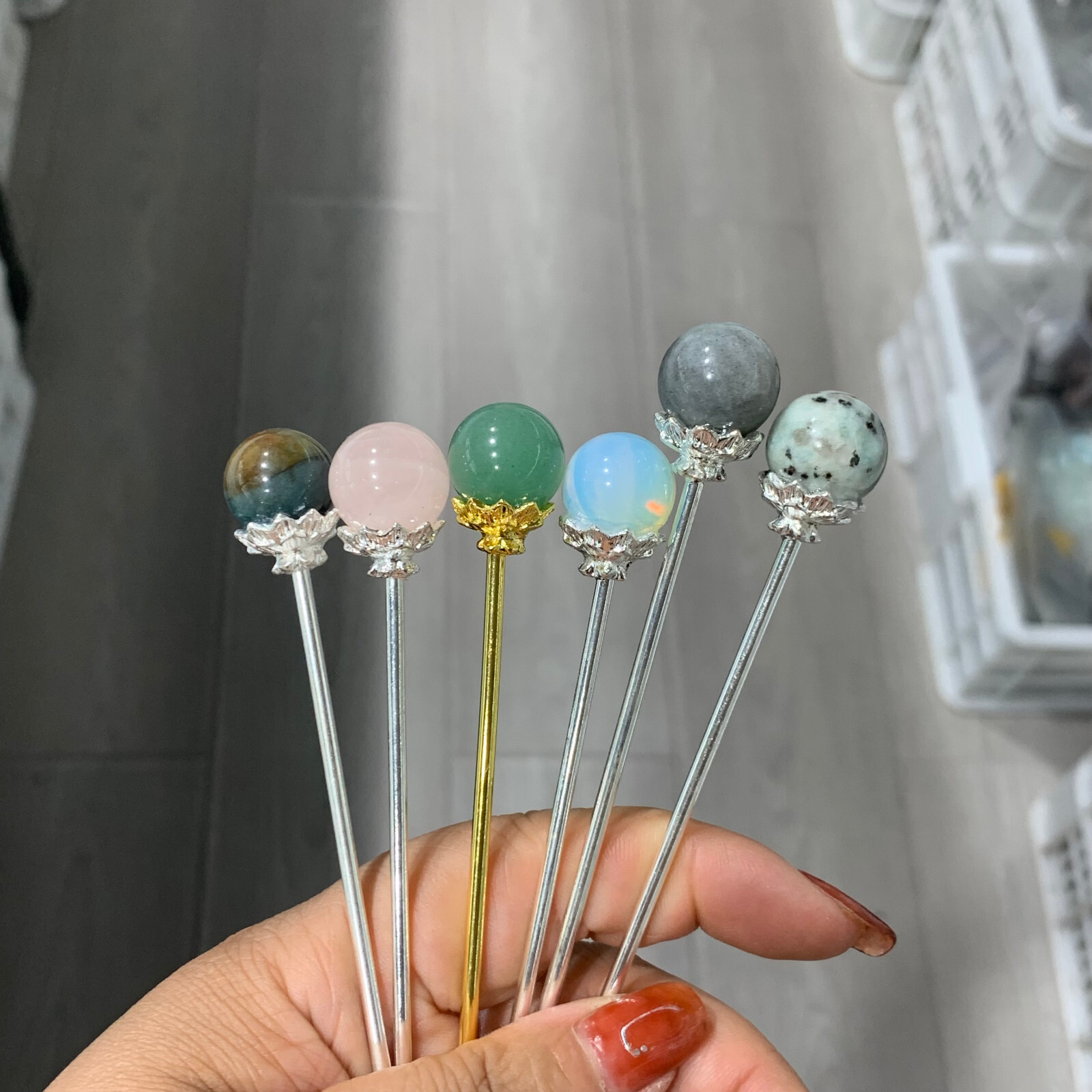 5PC Natural mix quartz crystal mini sphere hairpin carved reiki healing random