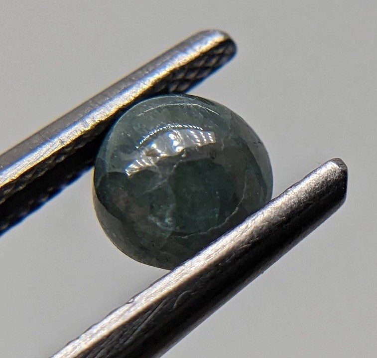 Natural Alexandrite Cabochon 1.35 ct – Color-Change Ural Mountains Russia