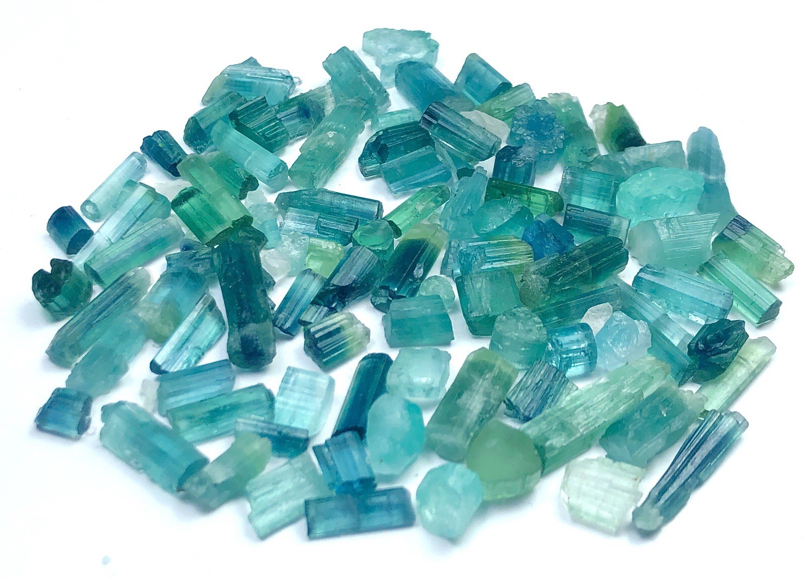 Beautiful an amazing naturel top quality bluesh color tourmaline rough lot