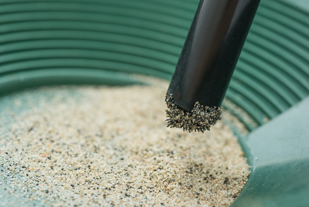 5lb Magnetic Black Sand Pocket Separator Pen Gold Pan Mining Panning Prospecting