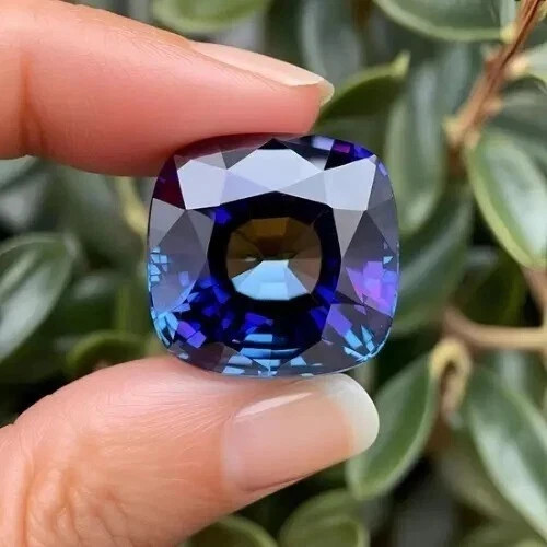 10 Ct+ Natural AA+ CERTIFIED Alexandrite Color Change Cushion Cut Loose Gemstone