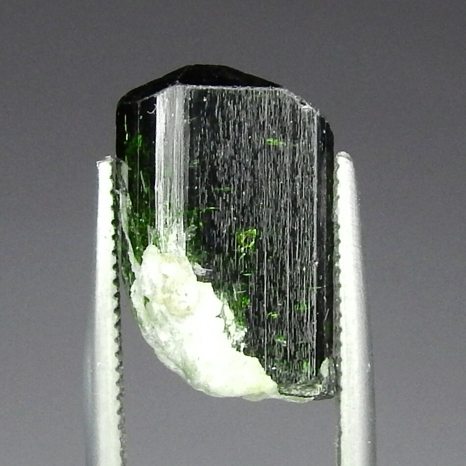 7ct Deep Green Epidote Rough Raw Spar Natural Earth Mined Unheated Facet Grade