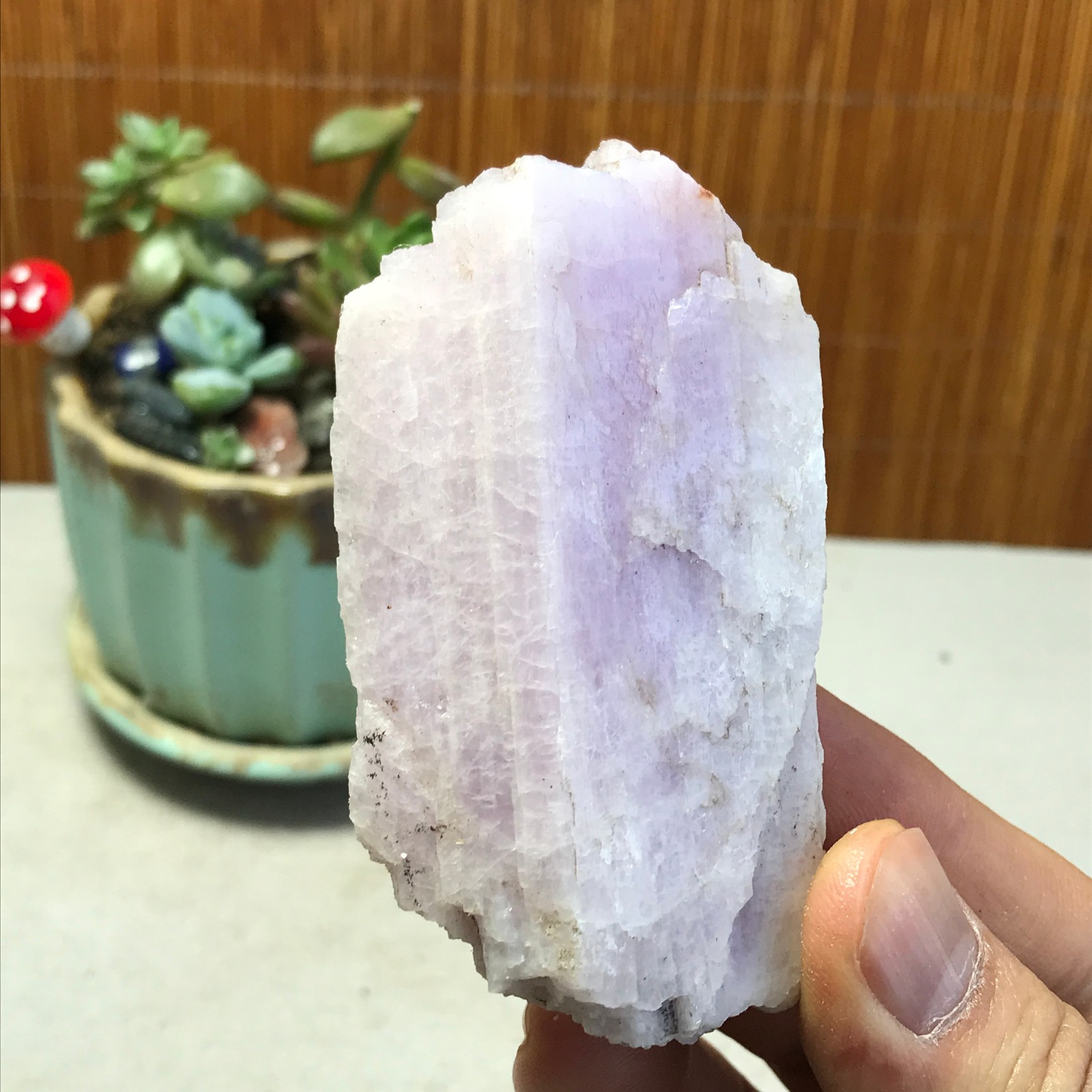 79-40-15mm NATURAL ROUGH KUNZITE PINK SPODUMENE CRYSTALS 109g A5343