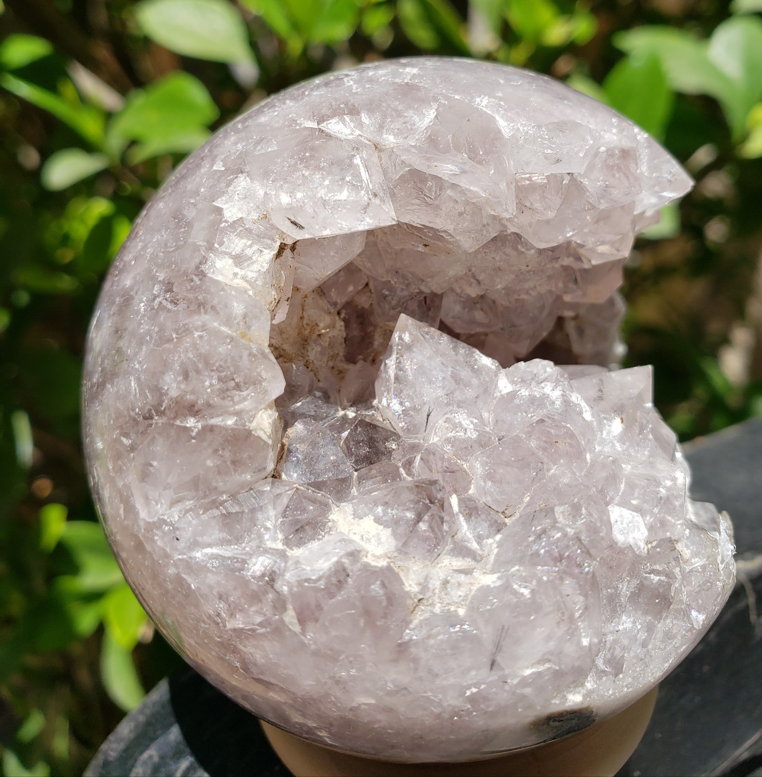 2.8″ Purple Amethyst Quartz Crystal Ball Orb Sphere Rainbows Druzy Matrix, 383g
