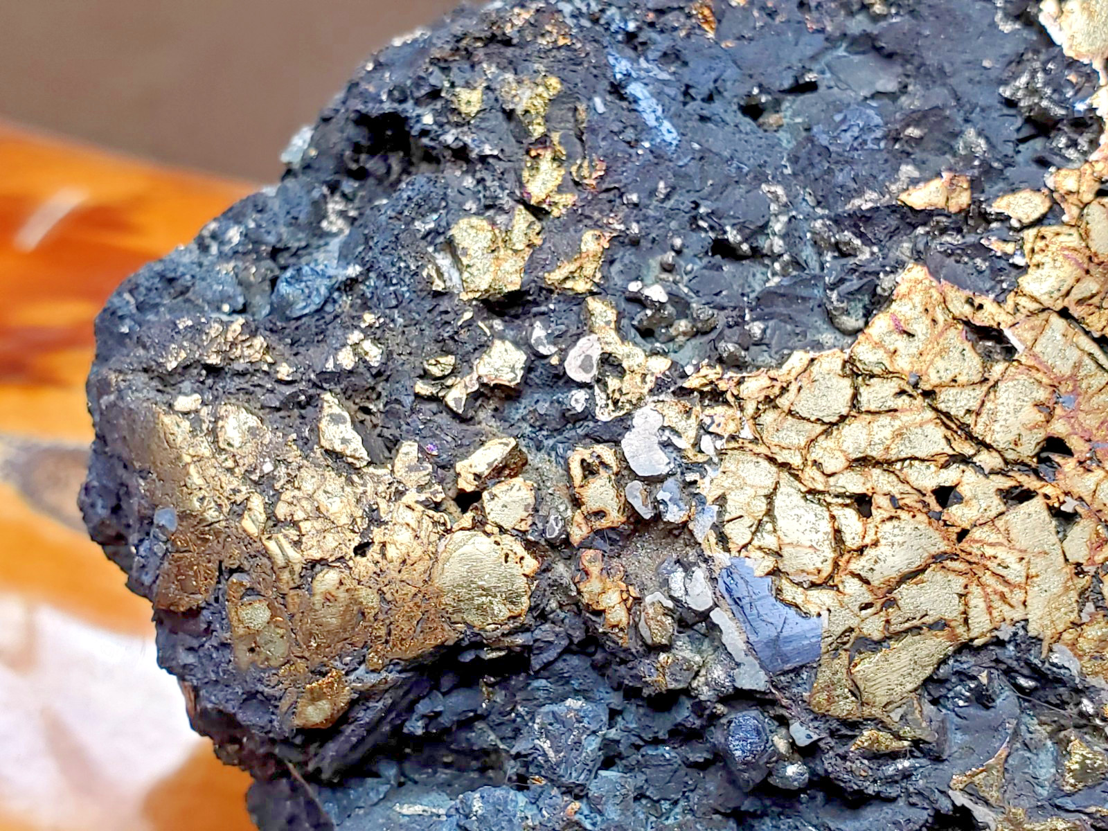 1469G Top Raw Sphalarite ,Chalcopyrite Peacock Partly Polished Specimen