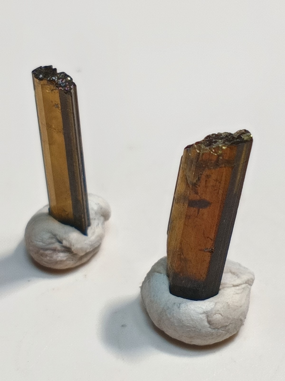 Green Natural Epidote Mineral X24