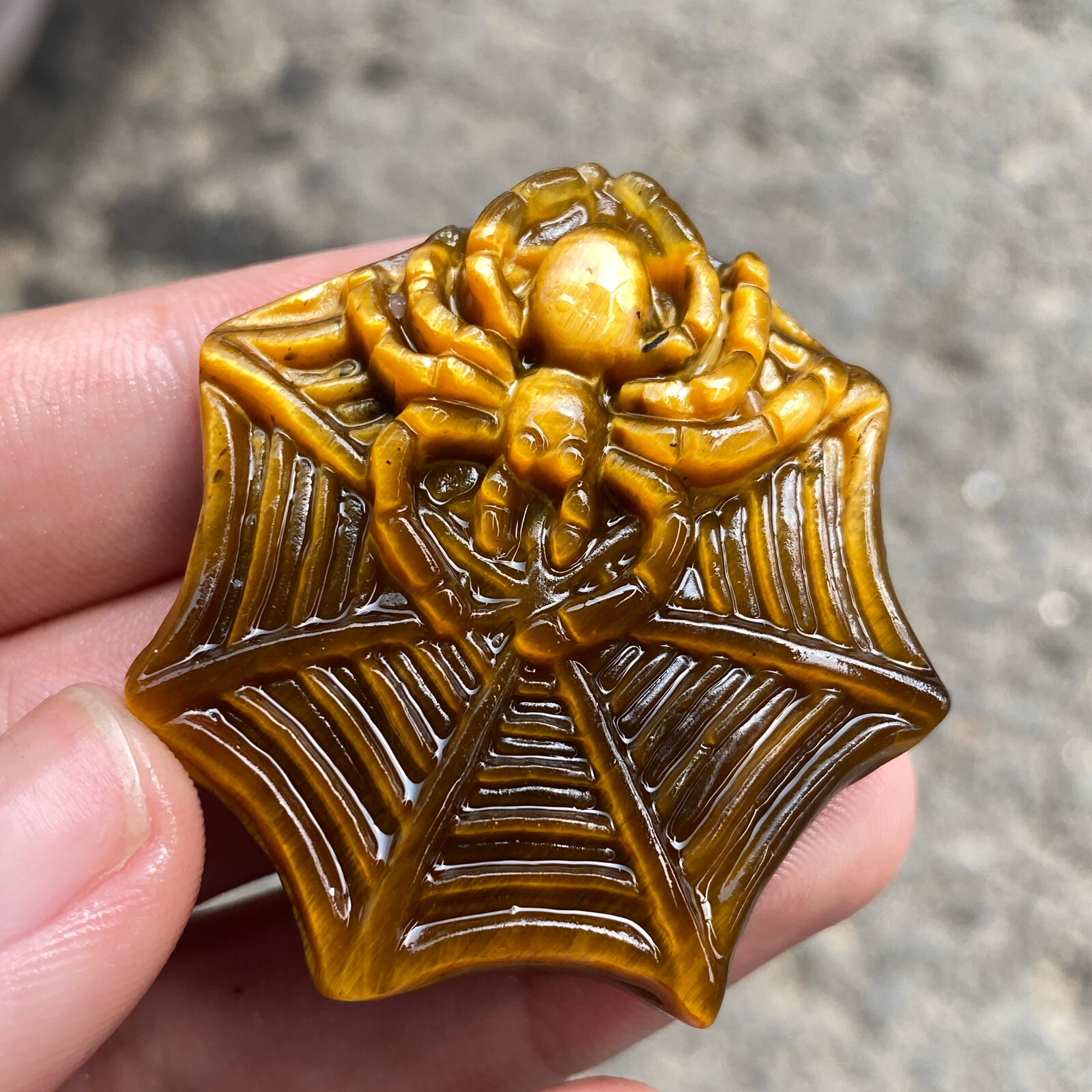 1pc Natural tiger’s-eye hand carved spider Quartz Crystal reiki Healing gift