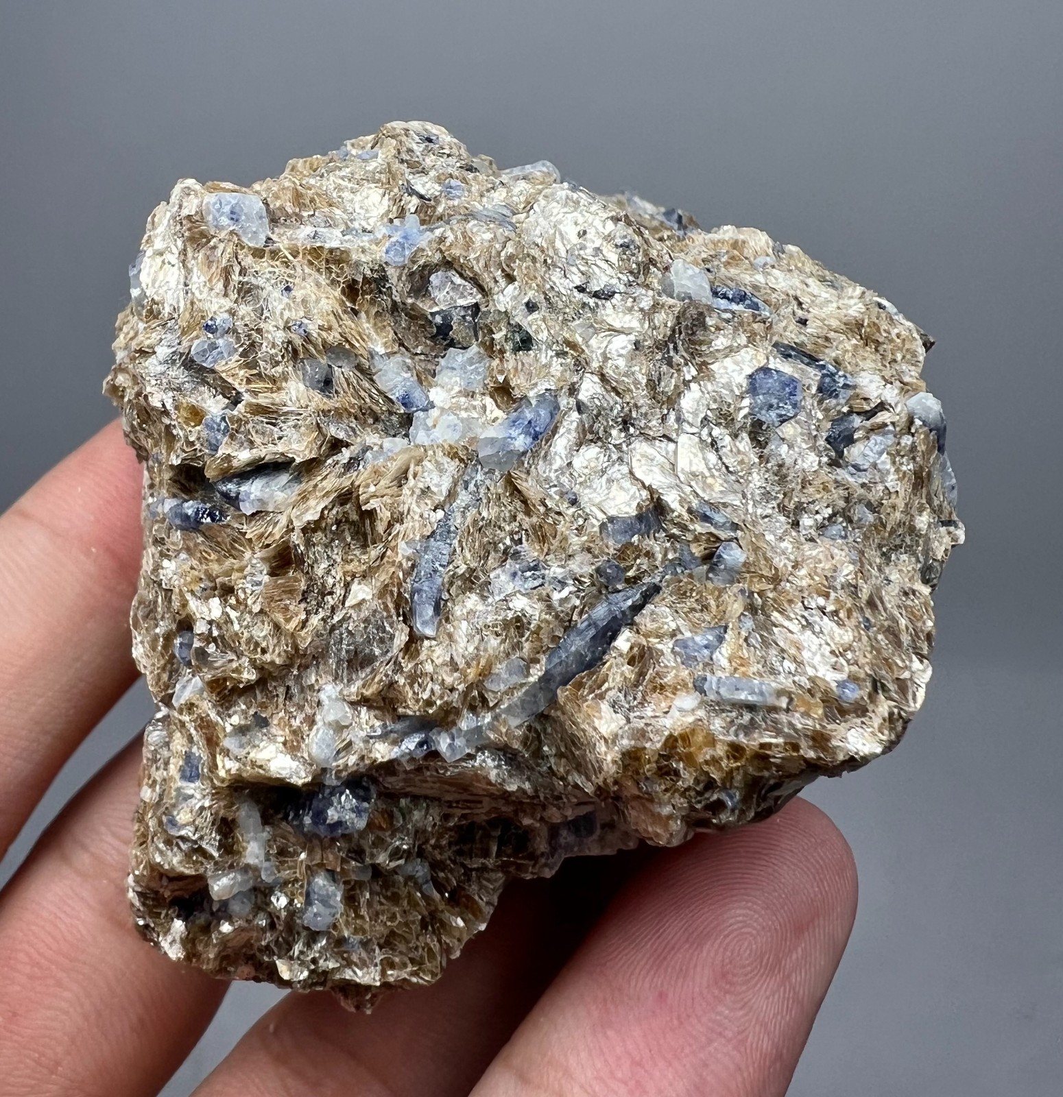 217 GM Sapphire Crystals On Mica Matrix – Badakhshan AFG – Combine Shipments
