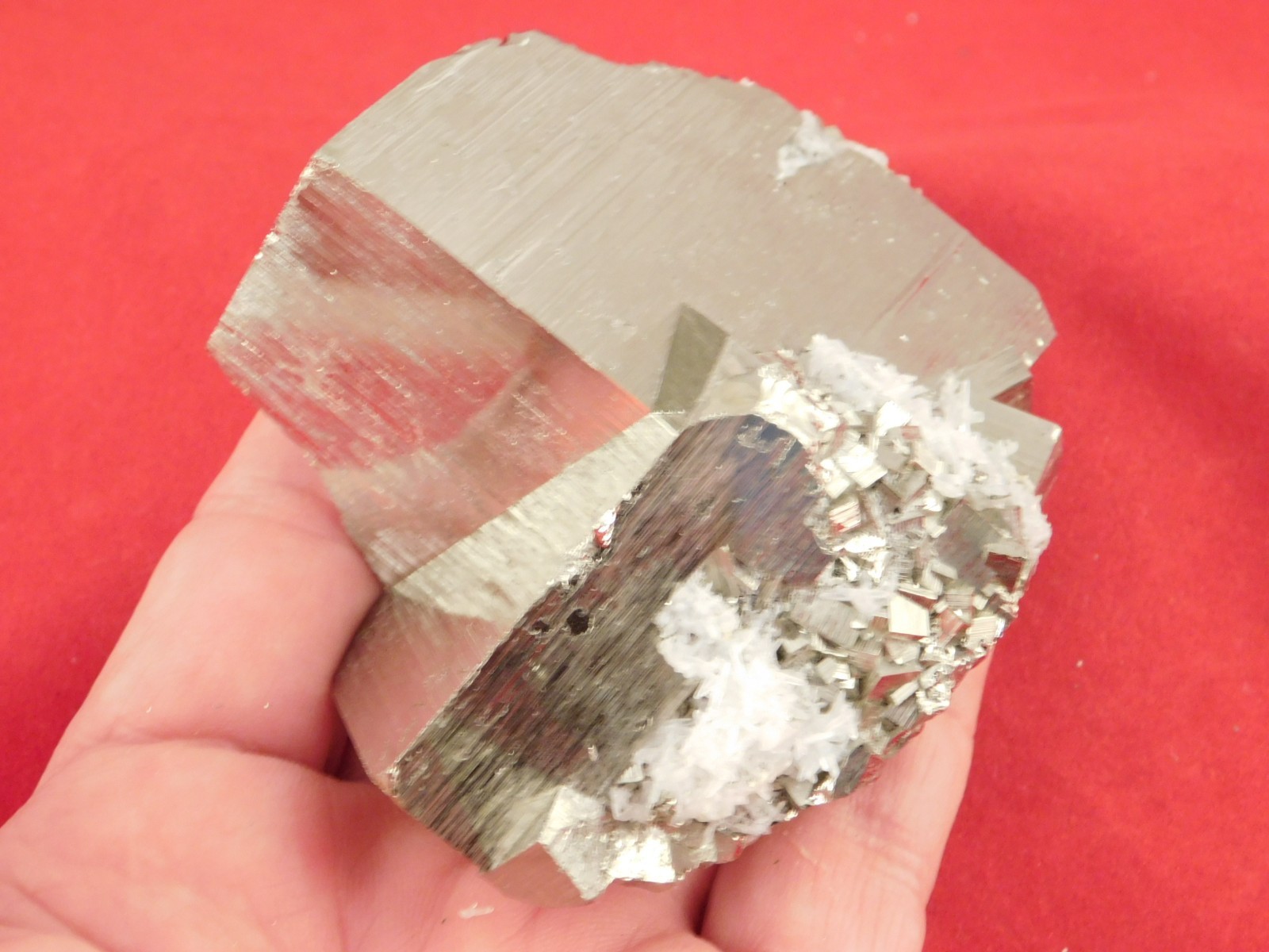 Big! Very Nice and 100% Natural PYRITE CUBE Cluster From Peru 506gr