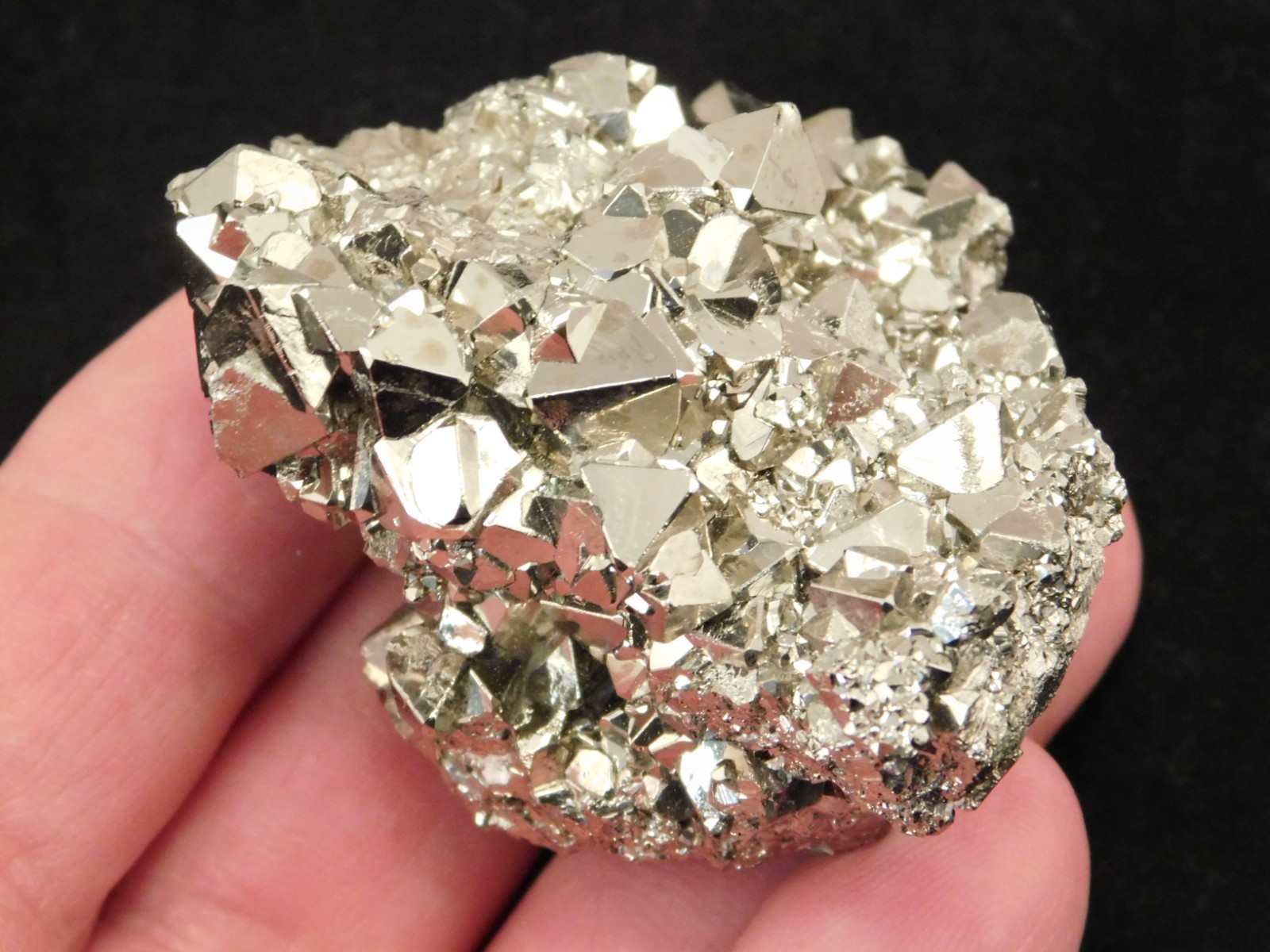PYRAMID Shaped Crystals! Tetrahedron PYRITE Crystal Cluster Peru 165gr