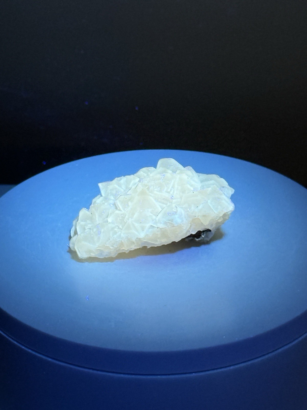 ETHEREAL Merkaba Calcite Fluorescent & Phosphorescent Mineral Specimen – Mexico