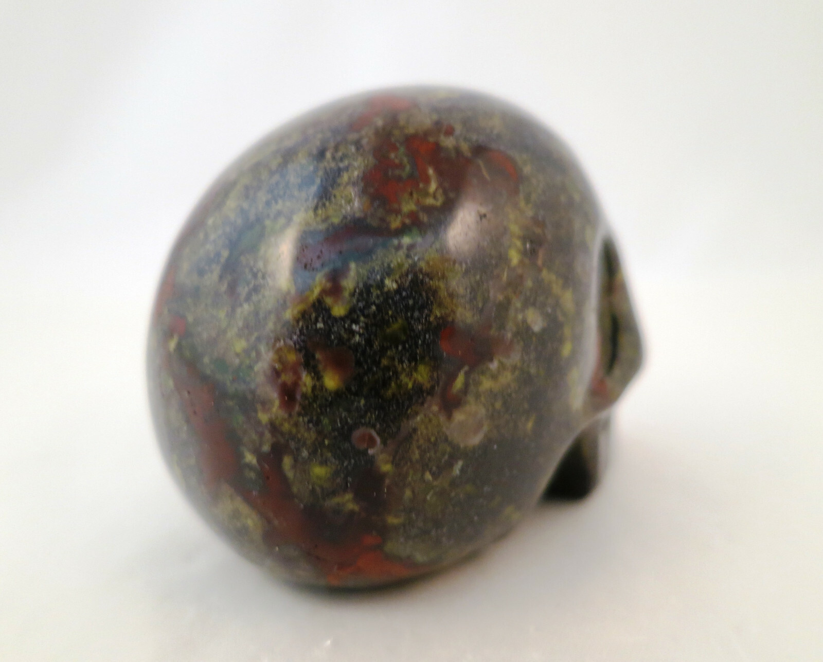 2.1″ DRAGON BLOODSTONE Carved and Polished SKULL