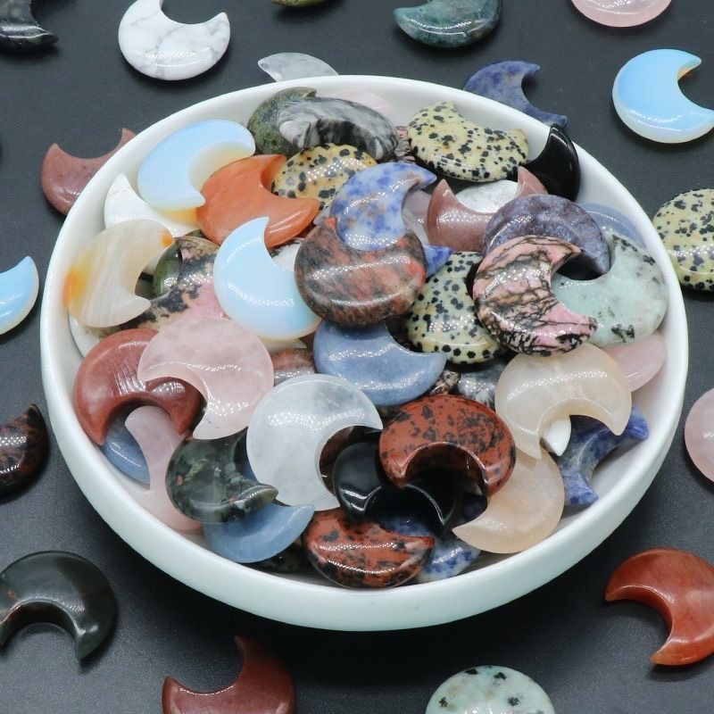 10PCS Natural Mixed material moon palm Reiki Crystal Quartz Healing Decorate