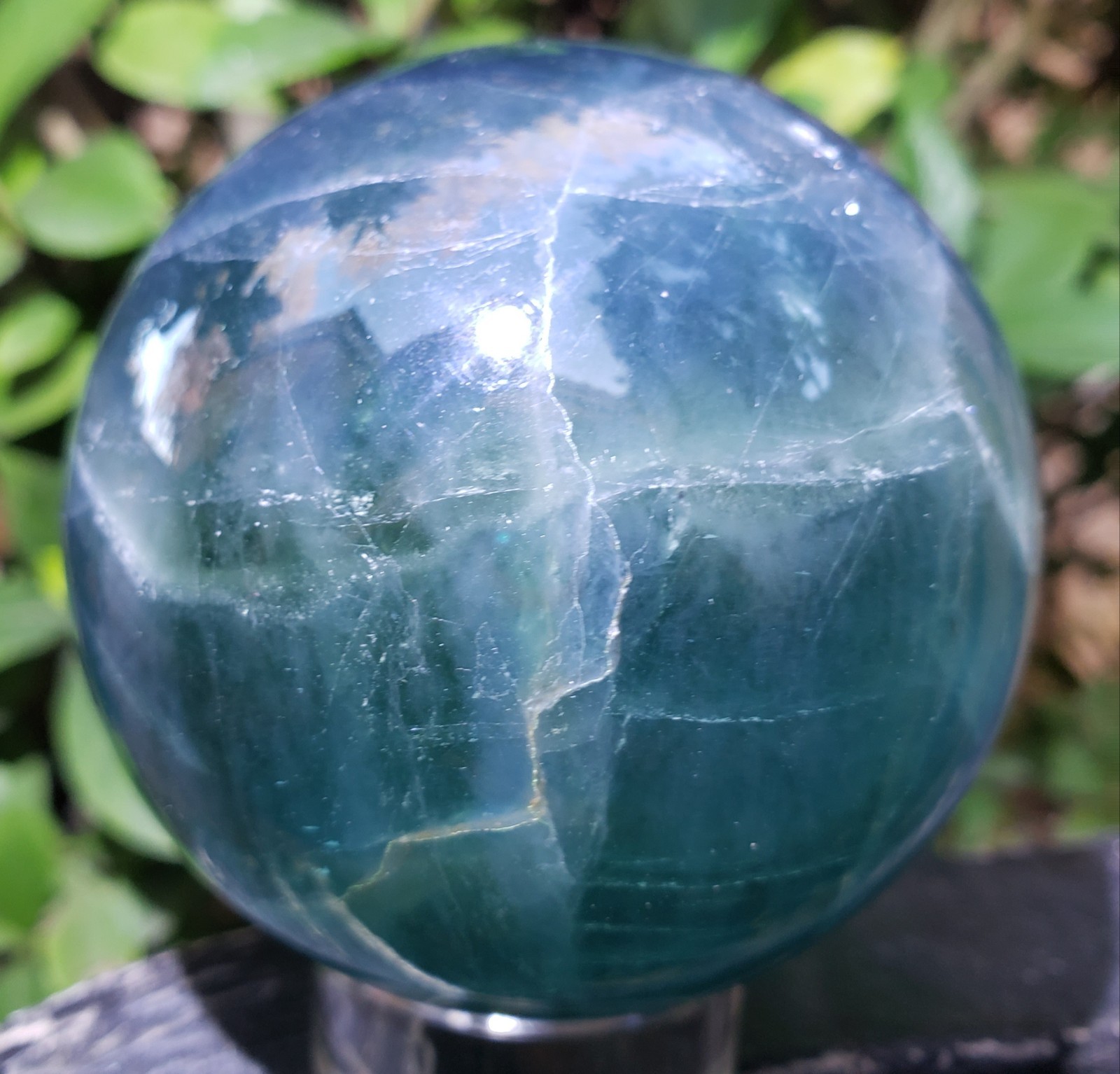 2.5″ Deep Blue Fluorite Quartz Crystal Sphere Ball Orb Rainbow UV, 456g or 1 lb