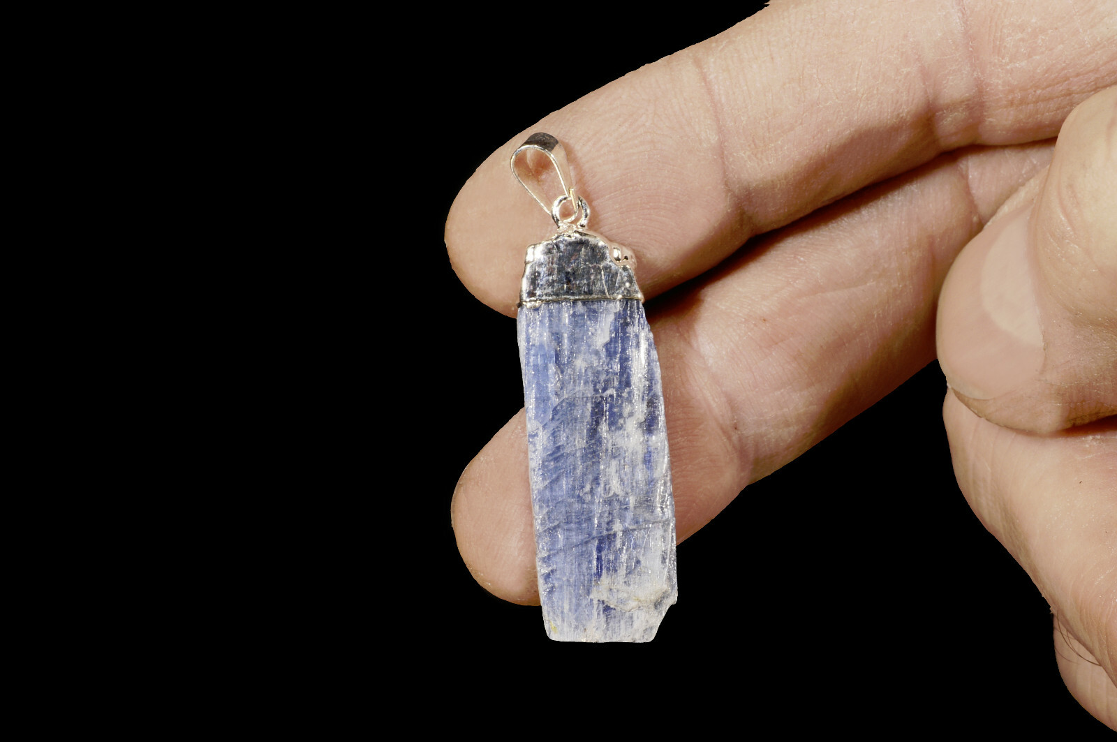 BLUE KYANITE Crystal Necklace Pendant 1 1/4″ Jewelry Rock Mineral Rough Healing
