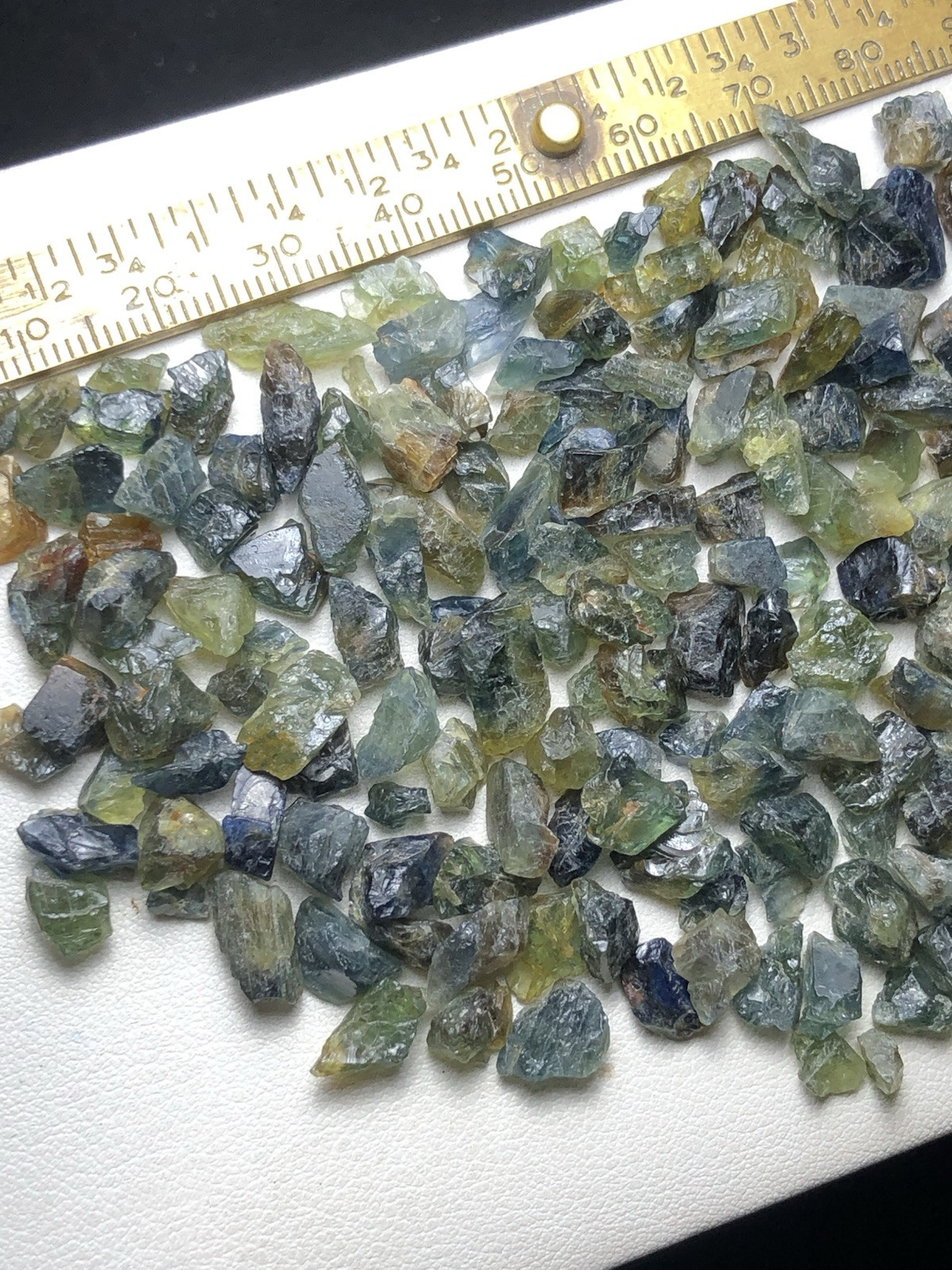 50 Gram / Beautiful natural rough party Sapphire