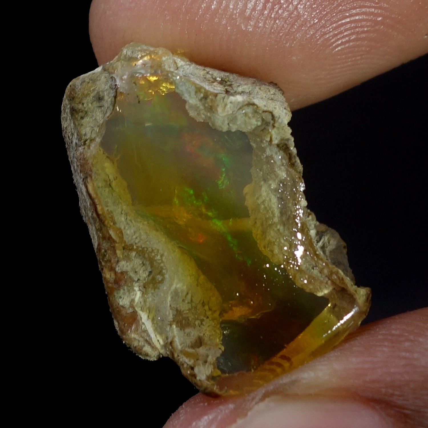 16.00 Ct 100% Natural Ethiopian Crystal Oil Opal Play Of Color Rough Specimen