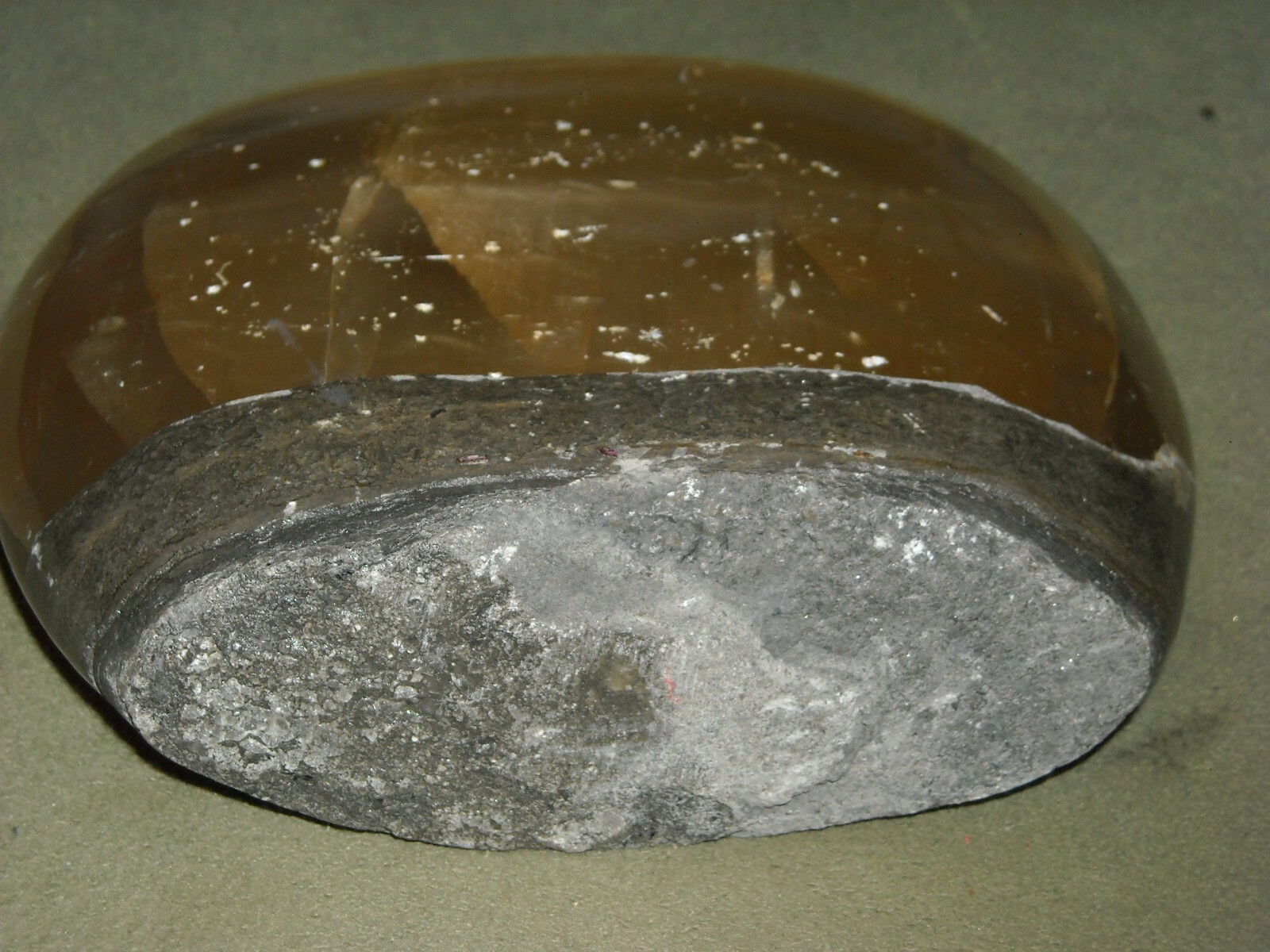 Large heavy display specimen piece gemstone 3 lb 15.8oz 6 W X 5.25 tall X 2″deep