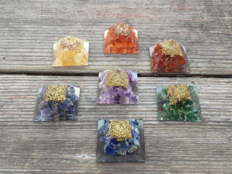 SMALL/MEDIUM (25-30mm) 7 CHAKRA COMPLETE ORGONE GEMSTONE PYRAMID SET