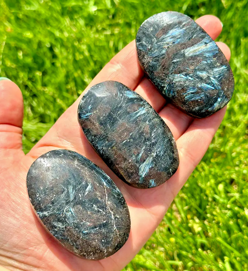 2025NEW Large Arfvedsonite PalmStone 1pc Healing Reiki Stone Gift Home Decor