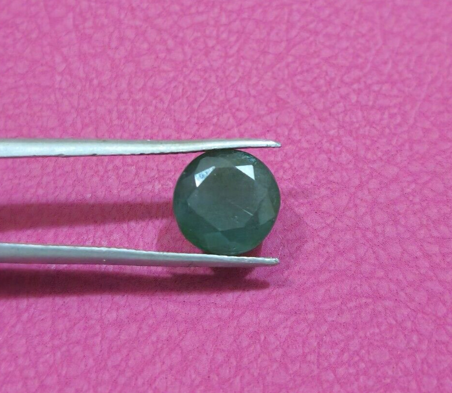 Gorgeous Zambian Green Emerald 3.30 Crt Faceted Round Cut Shape Loose Gemstone