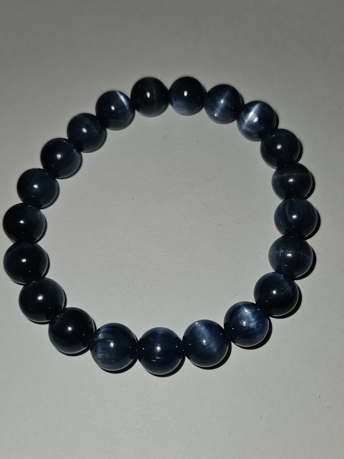 Blue Kyanite Bead Bracelet: 8 mm Round Crystals (Blue Kyanite Crystal Bracelet)