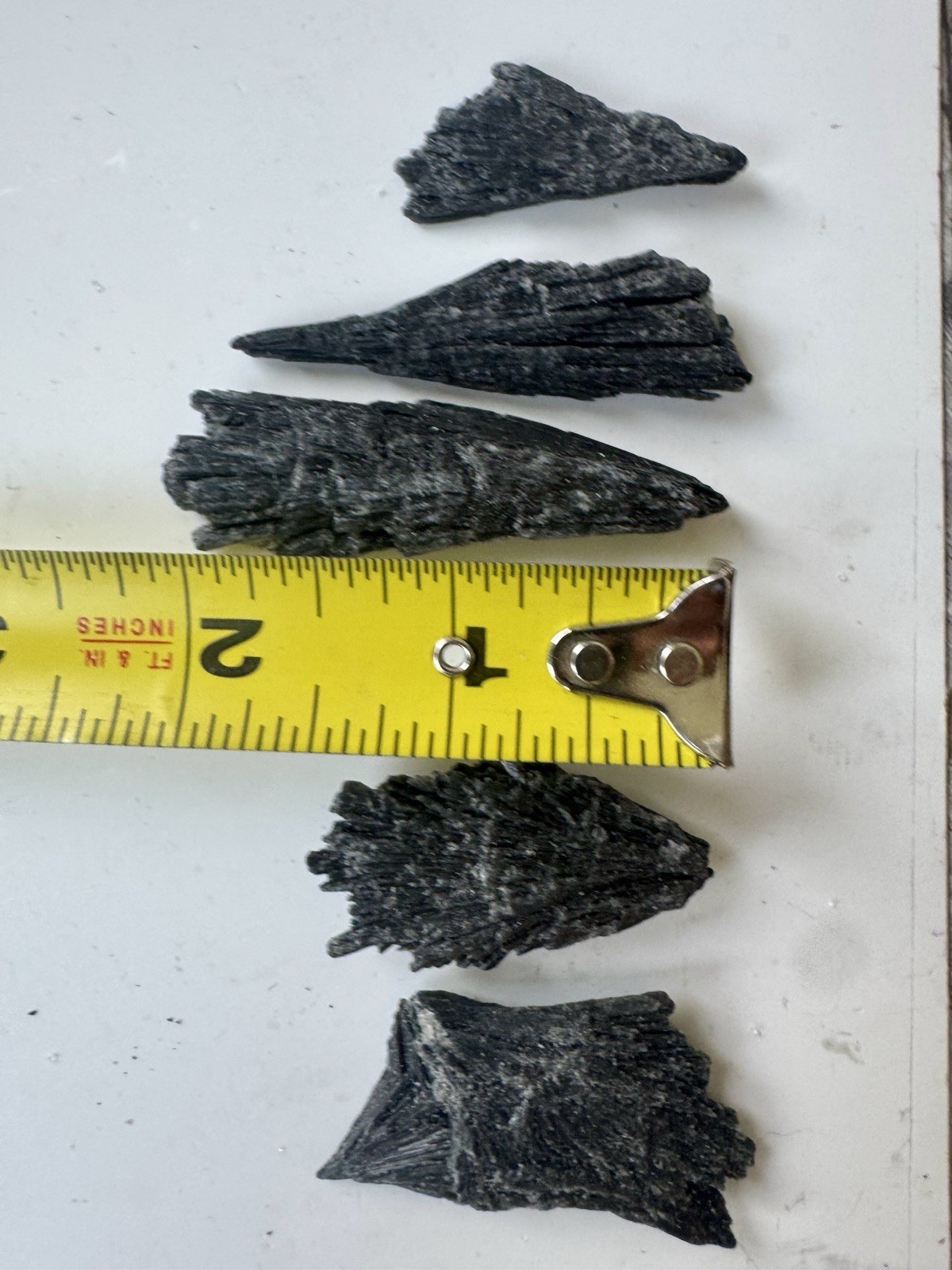 5 Pieces If Black Kyanite 36 Grams