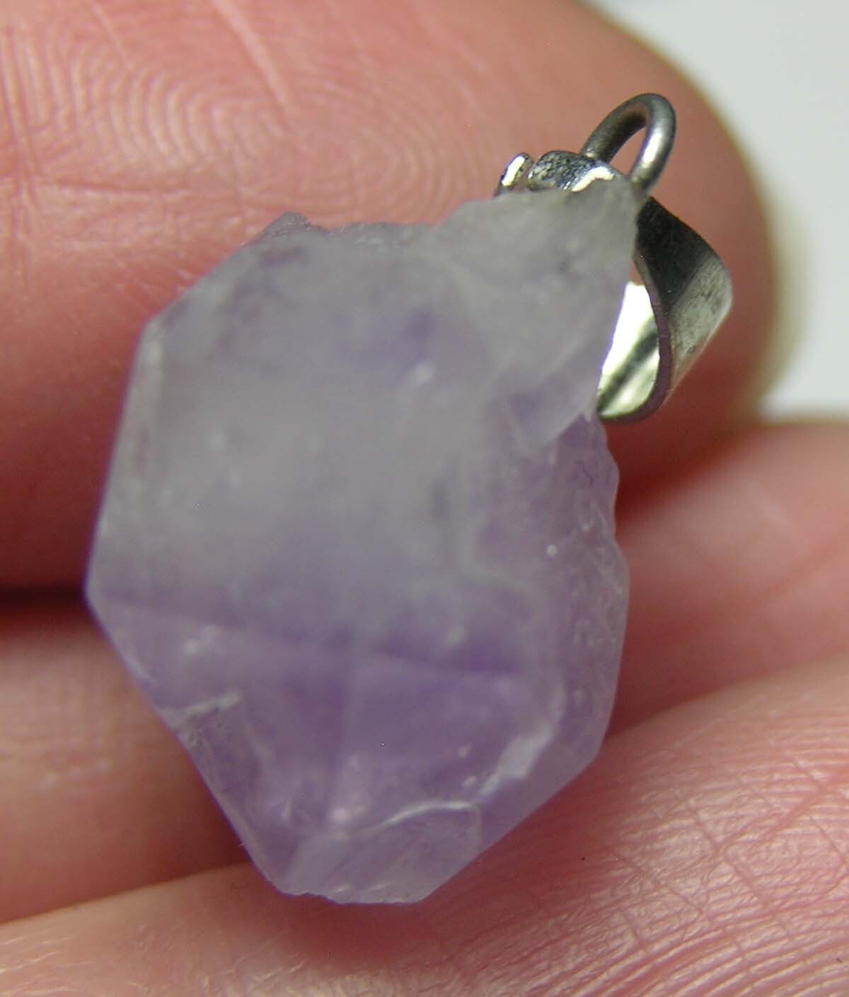 #54 Raw Rough 17.60ct 100% Natural Amethyst Crystal Point Pendant 3.50g 16.00mm