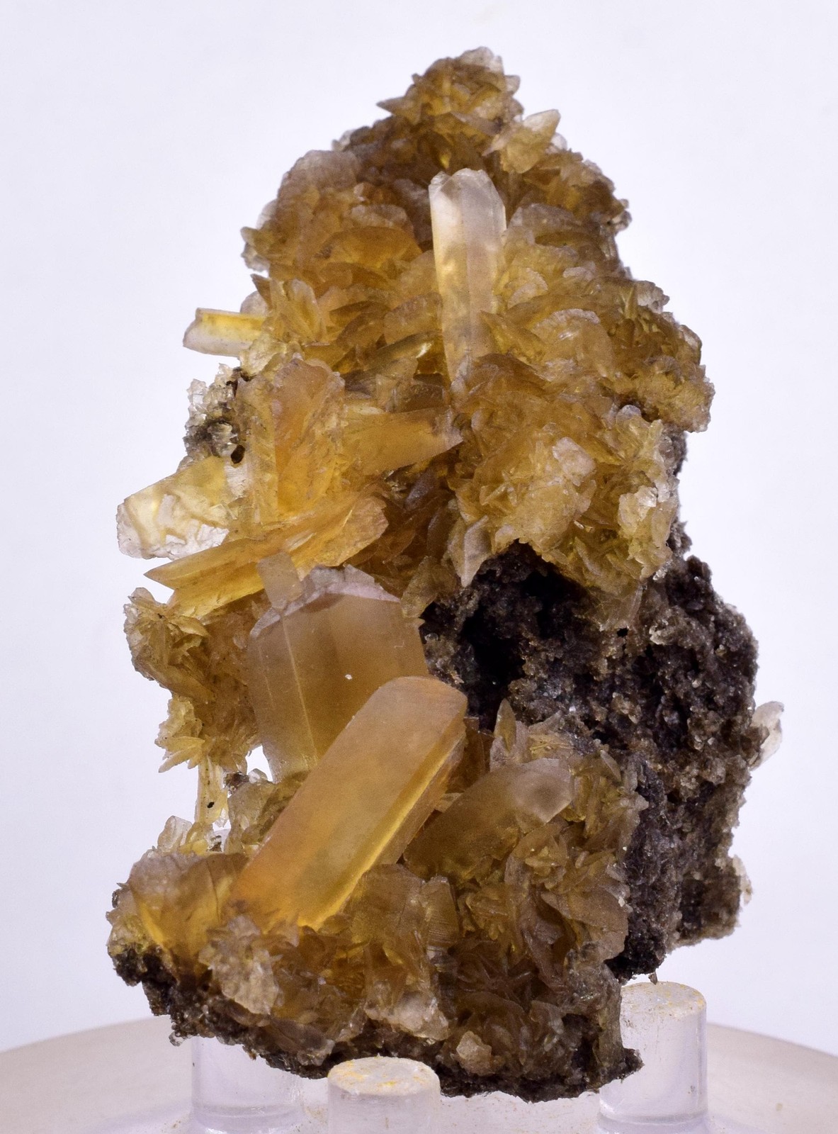 7.1cms GOLDEN SELENITE CRYSTALS Cluster Fish Tail Peru Yellow Gypsum T468
