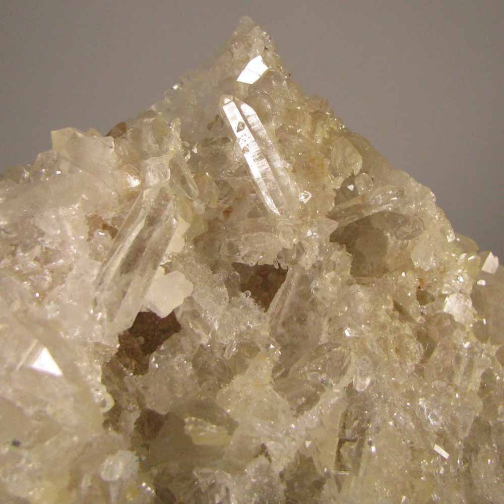 5.7″ Clear QUARTZ Crystals Cluster – Mt. Ida, Arkansas – 1.4 lbs.