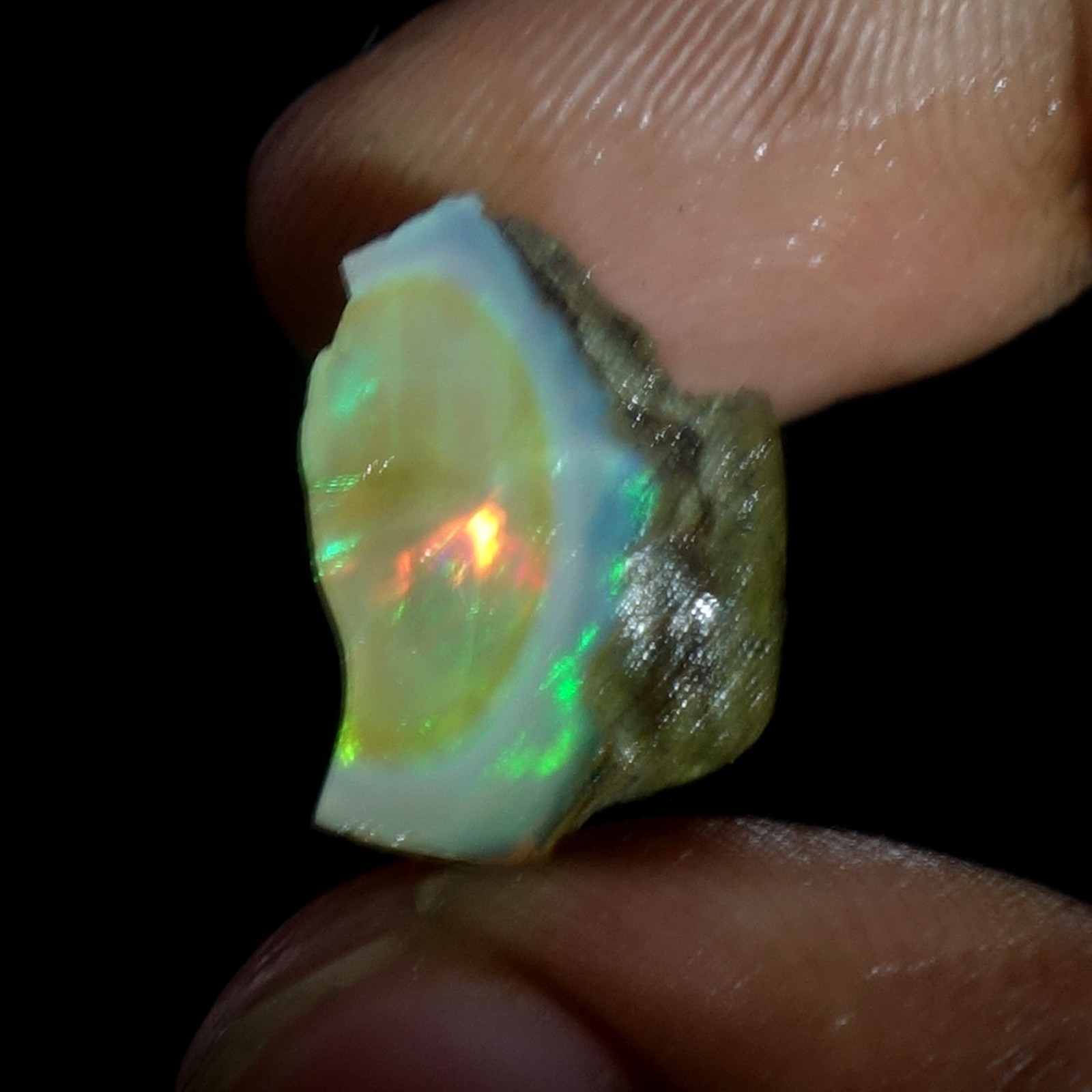 AA+ Ethiopian Oli Opal Rough Entreated Welo Opal Multi Fire Color Flash 10.50Cts