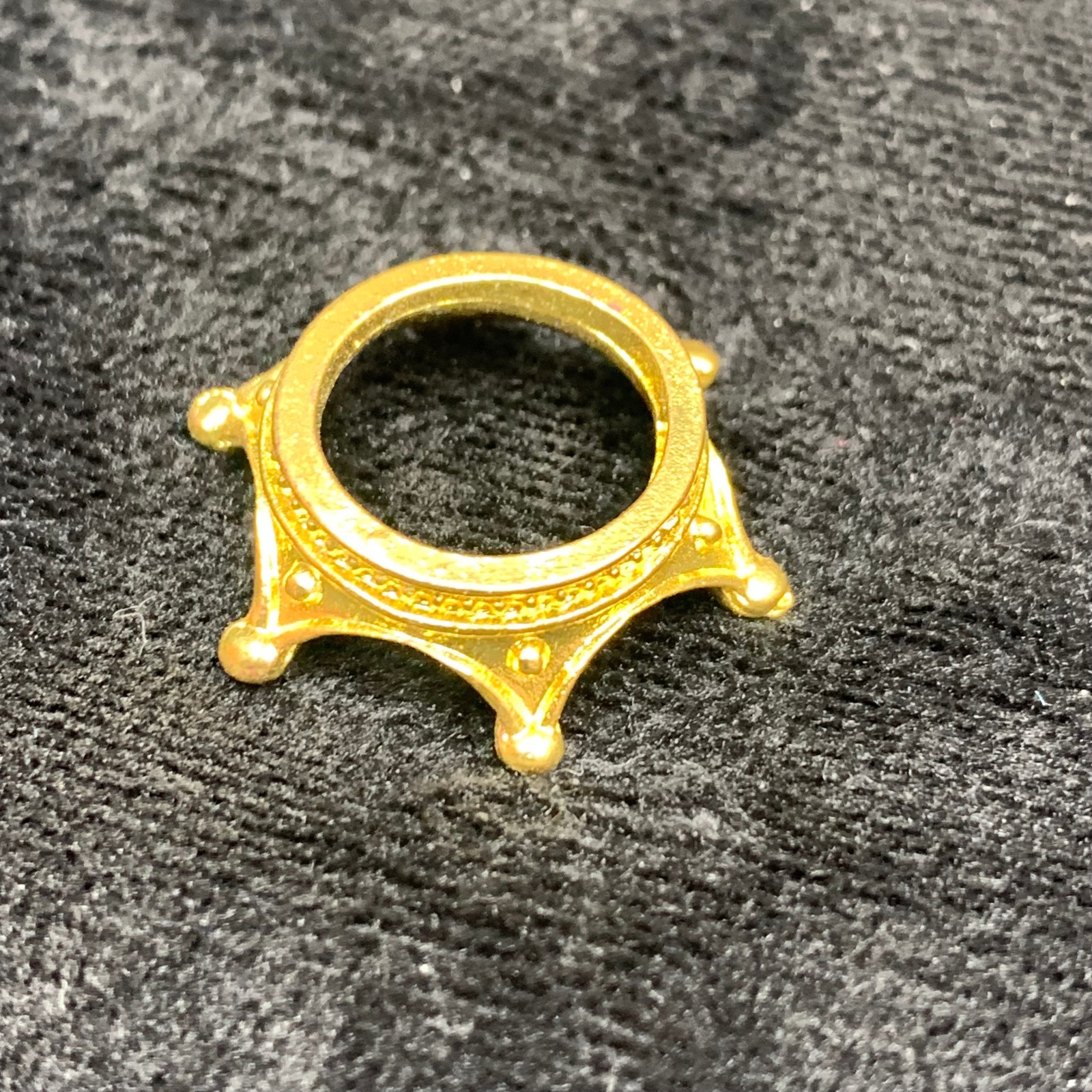 Metal ball support stand