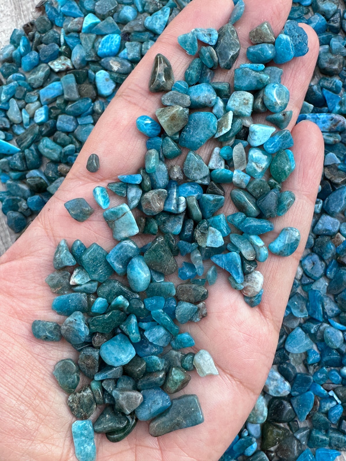 Grade A++ Apatite Semi Tumbled Gemstone Mini Chips 4 – 8 mm, Wholesale Bulk Lot