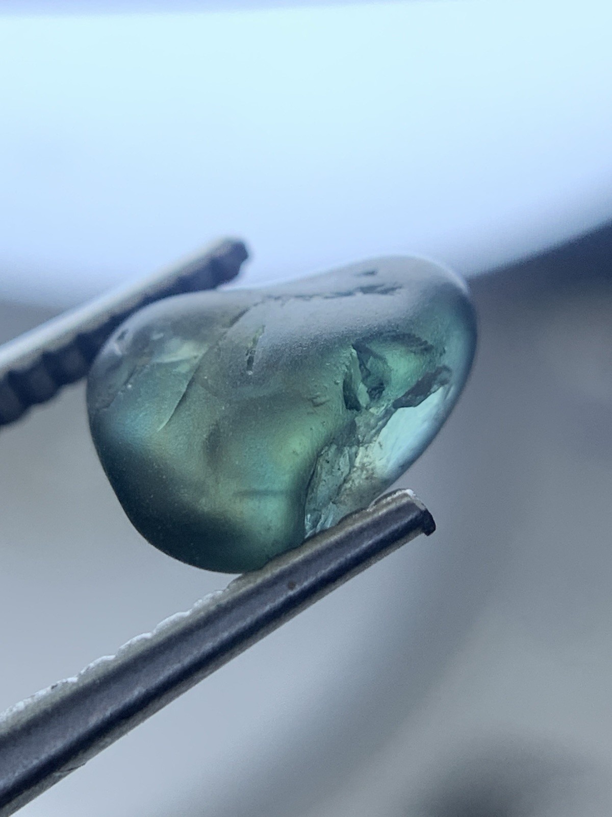 1.58 Crts Gorgeous Piece Facet Grade Blue & Green (Teal) sapphire Rough