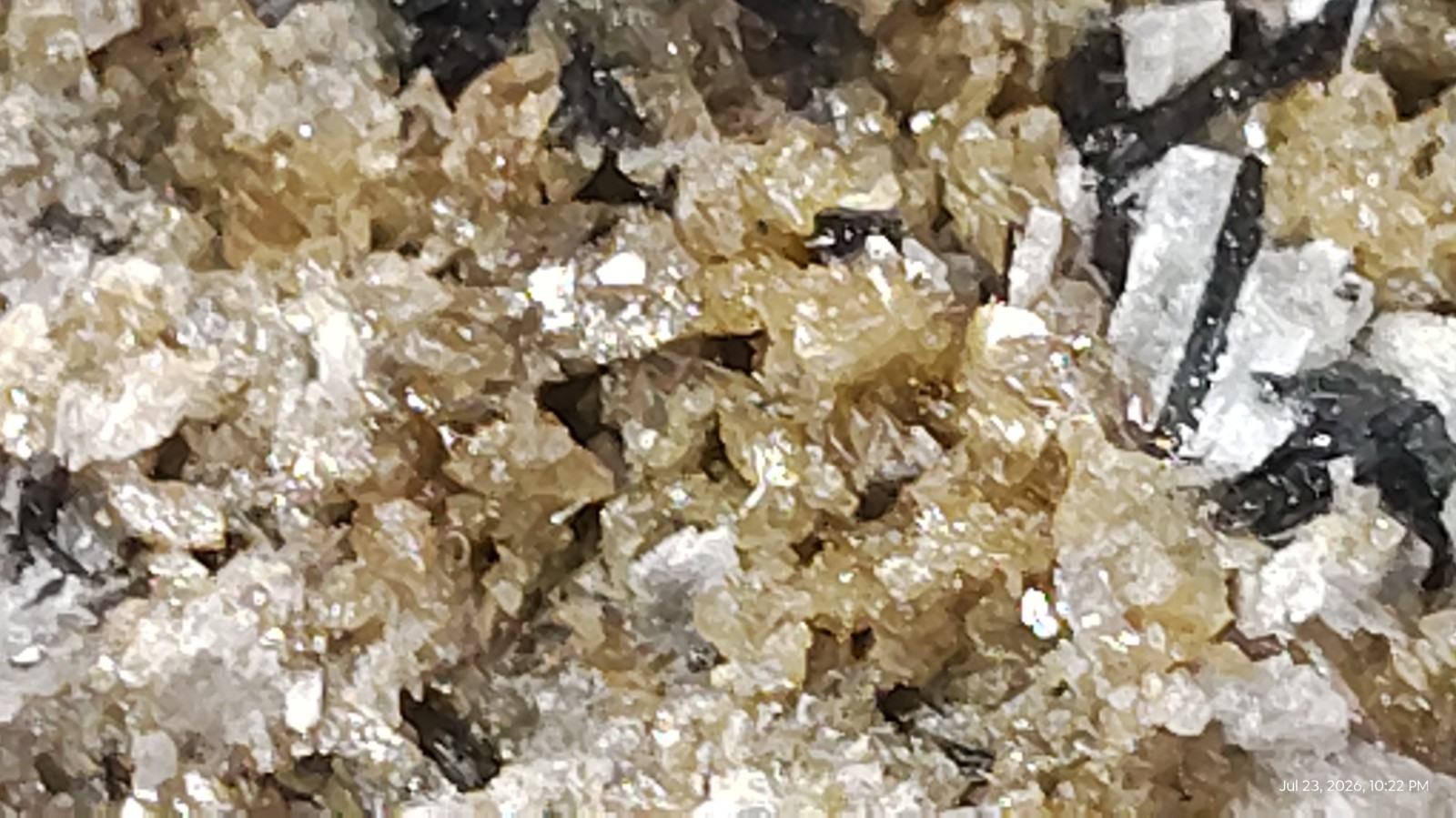 7″ Large Cabinet TITANITE SPHENE & HESSONITE GARNET Pak