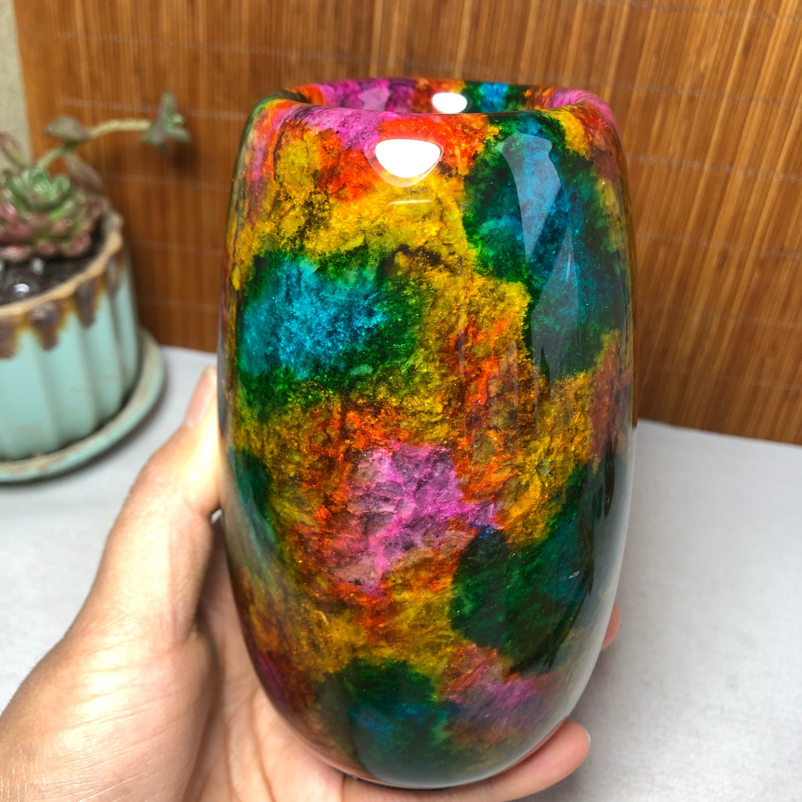 Natural “Seven Colors Jade” vase specimen -Taiwan China 1110g 130-79-79mm A4900